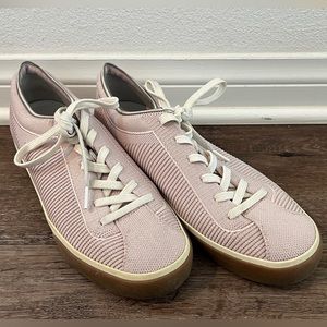 Rothy’s The Lace Up Sneaker Pink